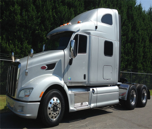 2013 Peterbilt 587