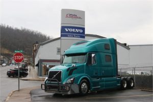 2015 Volvo VNL64T780
