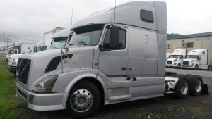 2012 Volvo VNL64T670