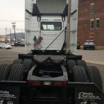 2013 Volvo VNL Back of cab
