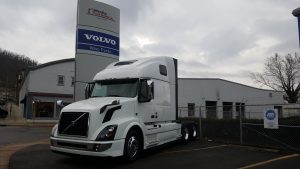2018 Volvo VNL64T670