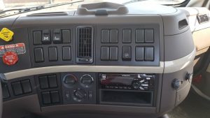 2018 Volvo VHD Interior Dash