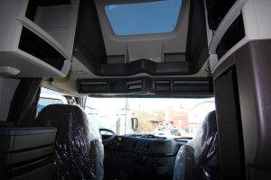 Cabin Interior - 2017 Volvo Truck VNL670