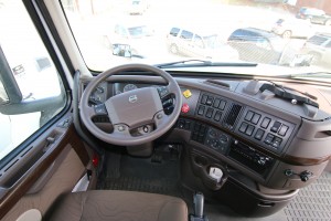 Dash and Steering Wheel 2017 Volvo Truck VN670