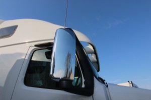 Chrome Mirror 2017 Volvo Truck VN 670