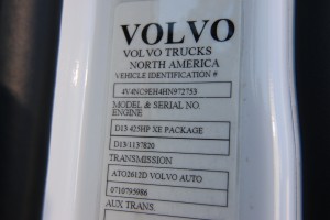 4V4NC9EH4HN972753 2017 Volvo Truck daycab