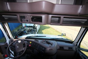 Steering Wheel and Dash - 2017 Volvo Truck VN 670 