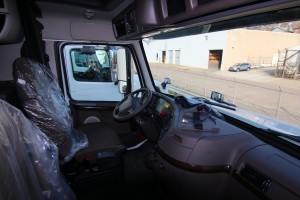 Interior Cabin 2017 Volvo Truck VNL670